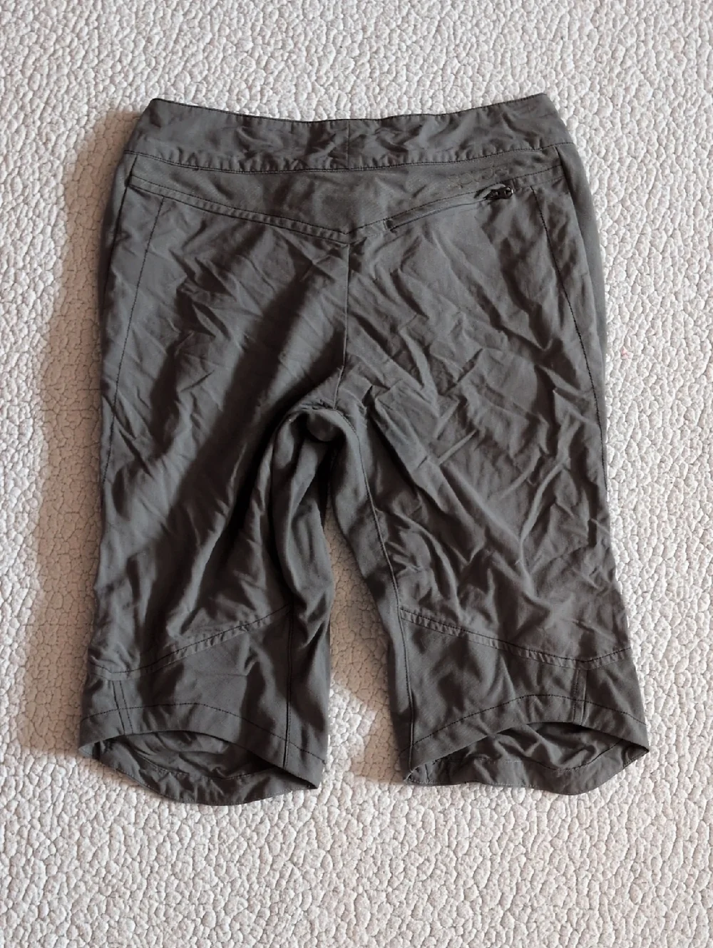 Spyder lace-up cropped capri military green shorts Gorpcore Hiking Athletic
